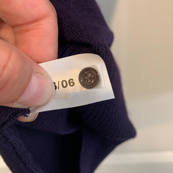 Express Sweater - NWT - Picture 8 of 11